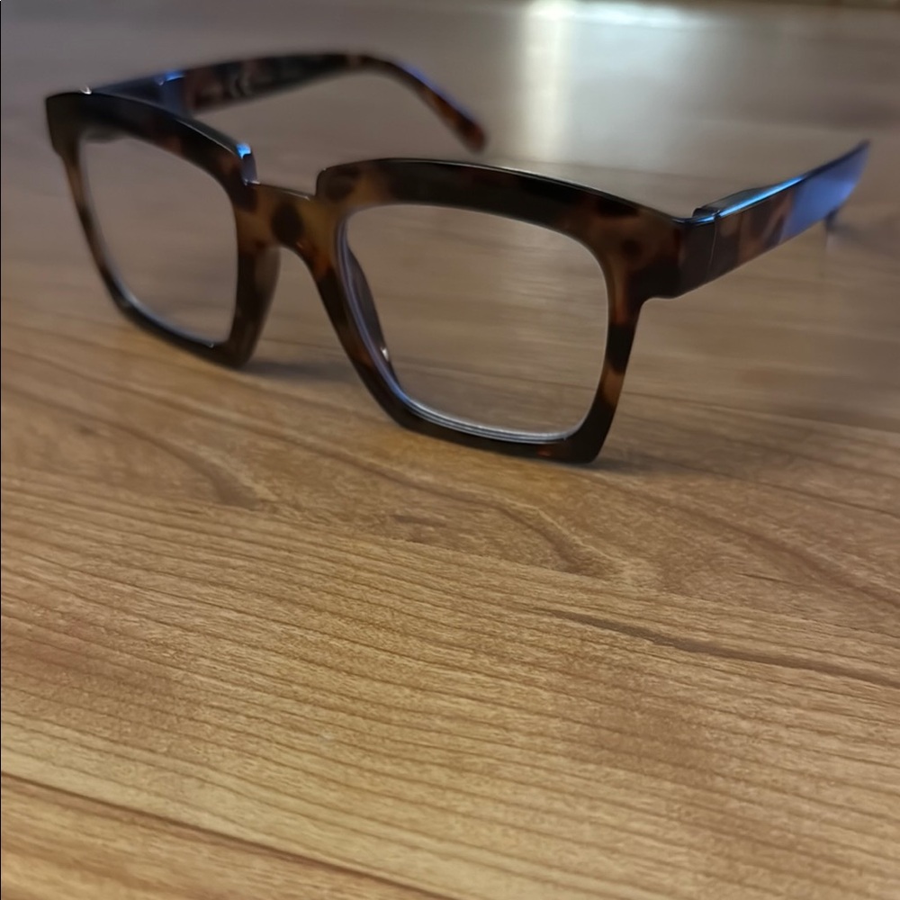 Peepers Standing Ovation Tortoise Shell Square Blue Light Glasses